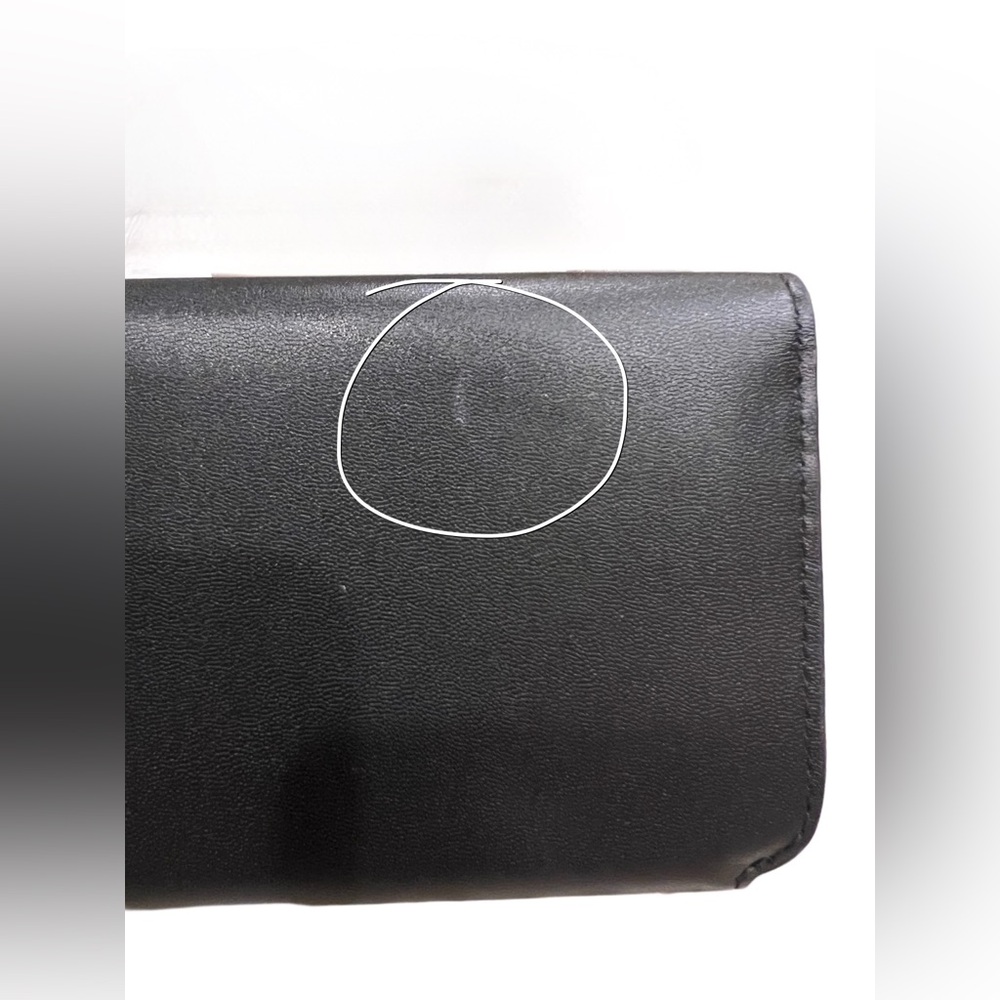 Balenciaga
Cash Thin Money Wallet
Like New! Great Condition! - Picture 4 of 10